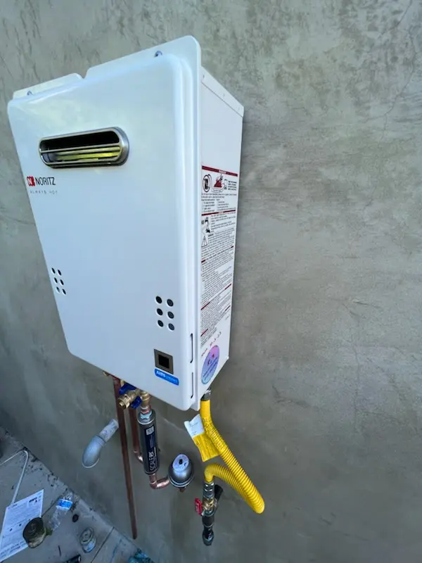 Tankless water heater installation for Colonial Park homes